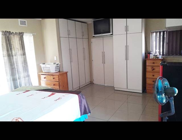 3 BEDROOM HOUSE FOR SALE IN BLUFF
